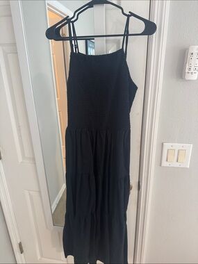 Universal Thread Black Smocked Tiered Midi Dress